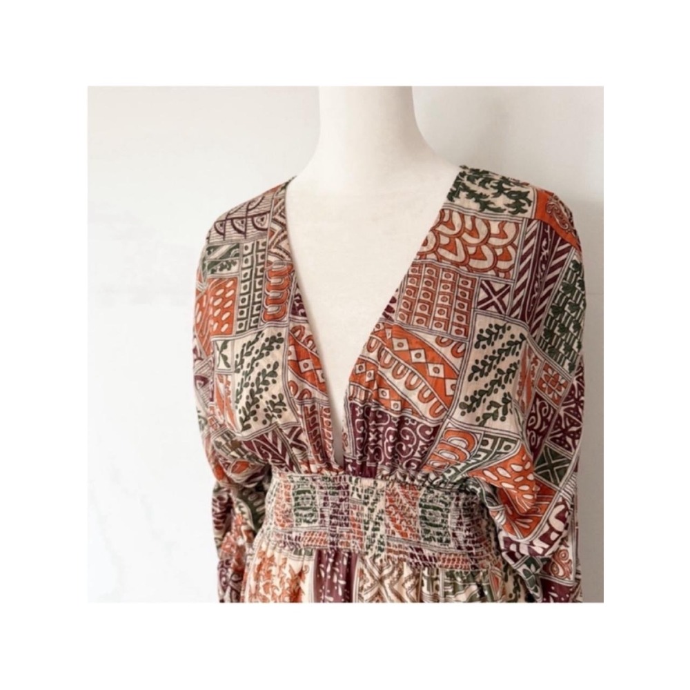 Julie Brown Maxi Dress Womens M Geometric Boho Smocked Metallic Plunge Festival - Picture 2 of 7
